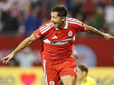 Lewandowski bohaterem Chicago Fire. Gol i asysta Polaka w Seattle