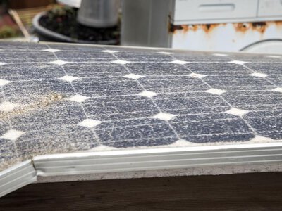Miliony paneli trafią na śmietnik. Europa nie ma wystarczających mocy recyklingowych
