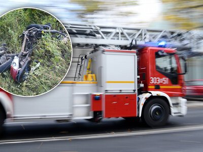 Nastolatkowie wjechali skuterem pod pociąg. 14-latek zginął. To dziewczynka wezwała pomoc