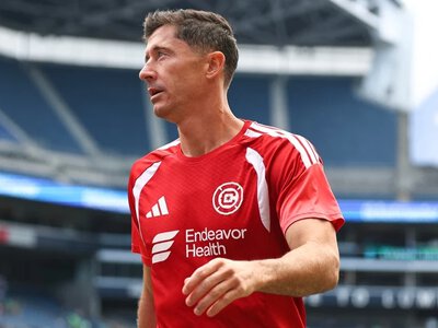 Cztery gole Lewandowskiego, Polak na ustach Chicago. Przełom o krok