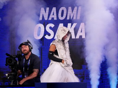 Świat znowu oszalał po tym, co zrobiła Osaka. Teraz się tłumaczy