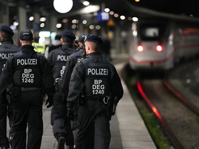 Wybuch na dworcu kolejowym w Niemczech. Eksplozja w środku nocy, są ranni