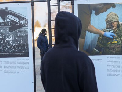 „Oczy wojny” w Brukseli. Polscy fotoreporterzy pokazują dramat Ukrainy