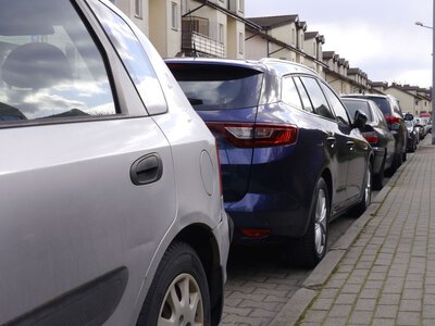Nie mamy gdzie parkować. Deweloper sprzedał parking na osiedlu