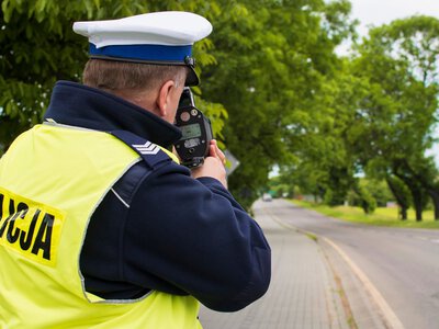 Szalał na drodze, nie przyjął mandatu. Sąd nie miał litości. Oto kara