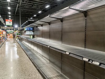 Puste półki w Aldim, Lidlu i Kauflandzie. Potwierdzają braki produktu