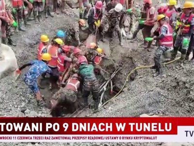 Nepal. Dwóch mężczyzn wydobytych z tunelu po dziewięciu dniach