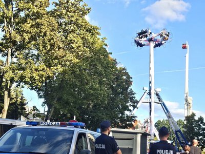Dramat podczas Winobrania. 75-latek zamknął się w przenośnej toalecie. Już nie wyszedł