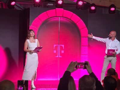 T-Mobile otwiera telewizję. I robi to w sposób, którego rynek dotąd unikał