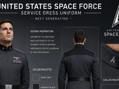 Trump pokazał nowe mundury Sił Kosmicznych i się zaczęło. Miks Star Wars i Star Treka