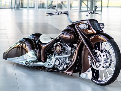 Game Over Cycles zaprezentuje Slow Burn na European Bike Week 2026. Motocykl inspirowany autem Jamesa Hetfielda