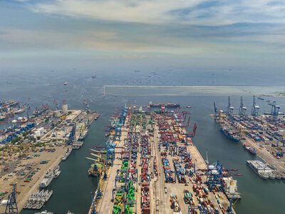Budują port za 20 mld dolarów. Projekt może zmienić mapę światowego handlu
