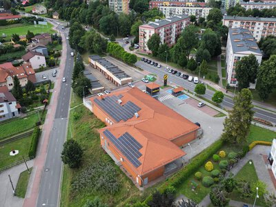Znana sieć handlowa stawia na własną energię