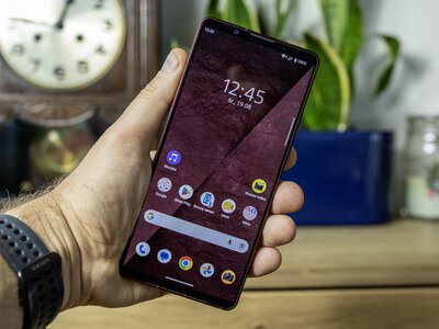 Xperia dostaje Androida 17. Sony dorzuca coś od siebie