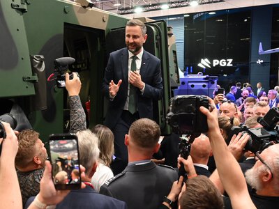 Nowy ciężki wóz bojowy piechoty zaprezentowany w Kielcach! Powstał w Hucie Stalowa Wola. Wielka premiera Polskiej Grupy Zbrojeniowej