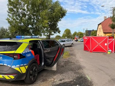 Tragedia przed  szkołą w Unikowie. Ilona zginęła na oczach dzieci