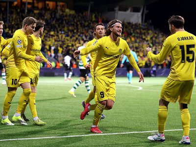 Najlepsza drużyna roku. Arsenal, PSG i... zespół zza koła podbiegunowego
