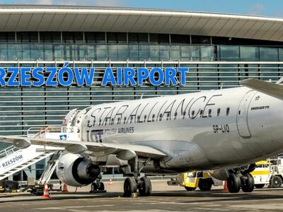 Agresywni pasażerowie z Izraela. Interwencja służb na lotnisku w Jasionce