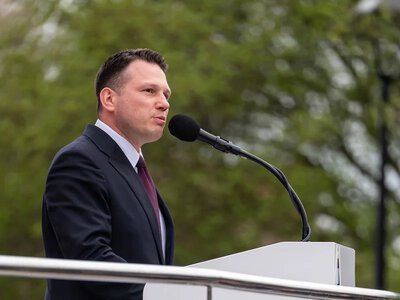 W Konfederacji wrze. Ludzie Mentzena podają przyczyny krakowskiej kompromitacji