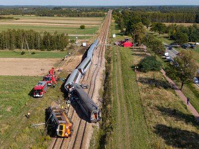 Kobieta ofiarą śmiertelną wykolejenia lokomotywy w Sokolnikach Suchych