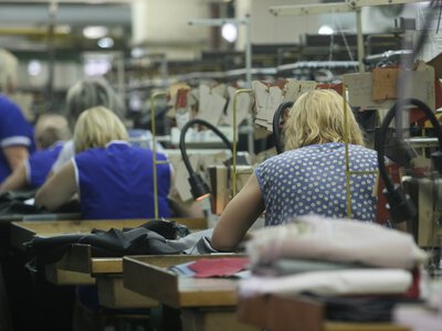 Podwyżka wyniesie 144 zł. Pracodawcy dostaną po kieszeniach
