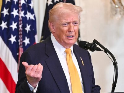 Trump chce pokonać komunizm w USA. I obiecuje po 5 tys. dol. dla obywateli