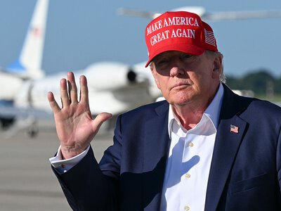 Pięć tysięcy dolarów dla każdego. Trump obiecuje Amerykanom „dywidendę”
