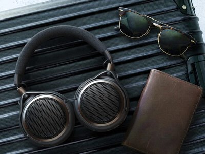 Audio-Technica łączy ogień z wodą. Audiofile już biegną po te słuchawki