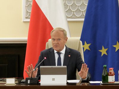 Najnowszy sondaż CBOS. Bezpieczna przewaga KO i historyczny spadek PiS