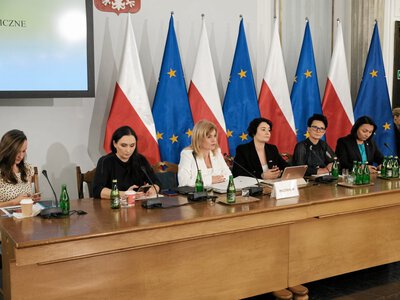 Miał być przełom, a jest zamieszanie. Posiedzenie komisji ws. aborcji odwołane