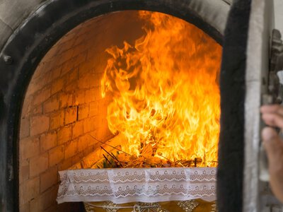 Krematorium sprzedaje to, co pozostało z kremacji zwłok. Urząd skarbowy interweniował