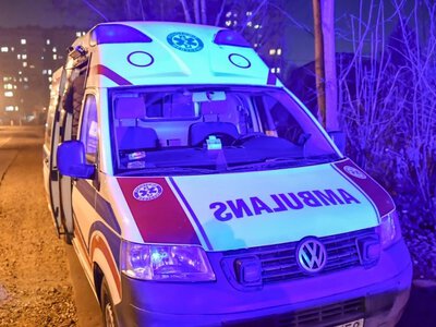 Tragedia w Koninie. 88-letnia kobieta wypadła z okna szpitala