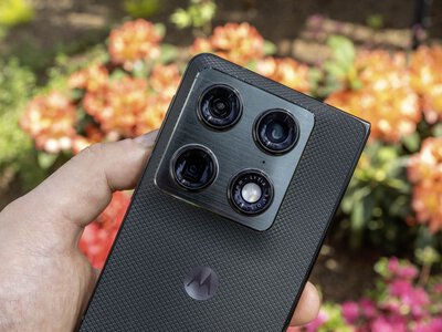 Motorola ma odpowiedź na Galaxy Z Fold8 i iPhone Duo. Wyciekły szkice