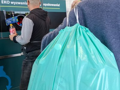 Oddasz butelki, a kaucja i tak przepadnie. Uważaj na ten termin