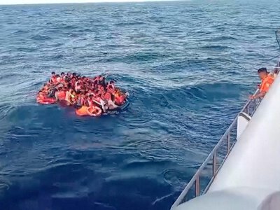 Dramat na Morzu Jawajskim. Zatonął prom, trwa akcja ratunkowa. Szukają 140 osób