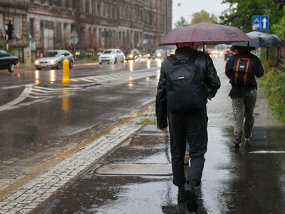 Niedziela pod znakiem zachmurzenia i deszczu. W przyszłym tygodniu znów zmiana frontów