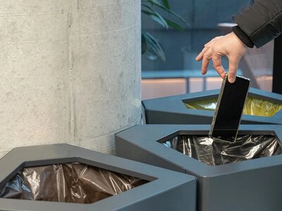 Odstawienie telefonu zamienia się w kult produktywności. To bardzo ryzykowne