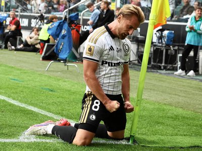 Dwa gole w meczu Legia - Widzew! Augustyniak w roli głównej