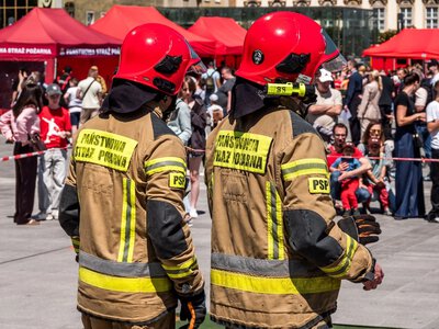 Zarządzanie kryzysowe - kto odpowiada za bezpieczeństwo w sytuacjach nadzwyczajnych?