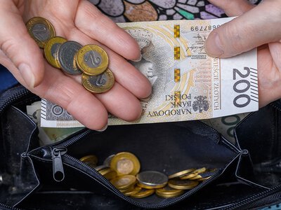 Rekordzista dostaje ponad 54 tys. zł. Oto najbogatsi emeryci w Polsce