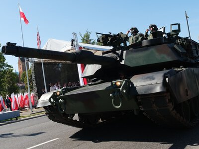 Bretan: sukcesy AfD to problem dla NATO. Sojusz może uratować Polska