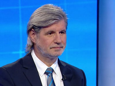 Luksusowe wyjazdy i szybki awans. „To zasługuje na rekord Guinnessa”