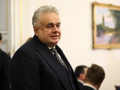 Pan X obiecywał ułaskawienie. Media o tożsamości osoby z przesłuchania