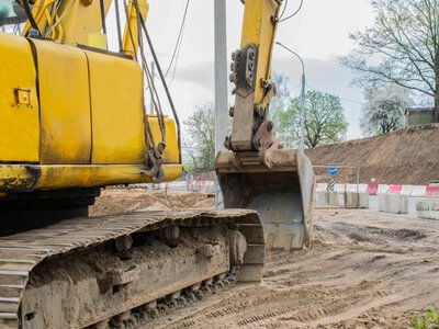 Kobieta zginęła pod kołami koparki. Koszmarny wypadek w Głuszynie