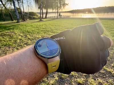 GPS w zegarku dowiezie mnie na rowerze przez 40 km? Test bez smartfona, ale z widokami