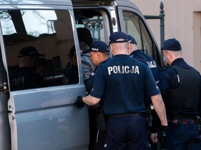 Podłożył bombę byłej partnerce i dzieciom. Sąd zaostrzył wyrok