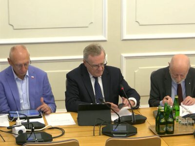 Posłowie pokłócili się o pieniądze dla artystów. Jak pan traktuje posła?