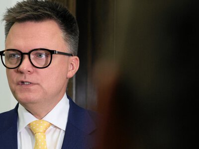 Nieoficjalnie: Szymon Hołownia nie będzie szefem klubu Polski 2050. Posłowie nie wyrazili zgody