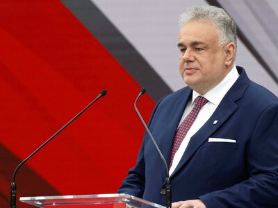 Pan X chce wrócić do łask Kaczyńskiego. Zobaczymy, czy służby wpadną mu do mieszkania
