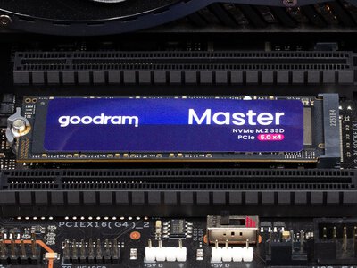 Polacy serwują nowe SSD. To zawrotna wydajność do 14 GB/s